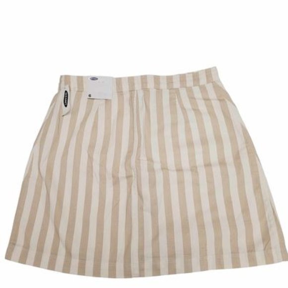 Old Navy Skirt - Picture 3 of 6